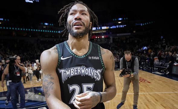  巴特勒强硬突破热火客场险胜活塞  